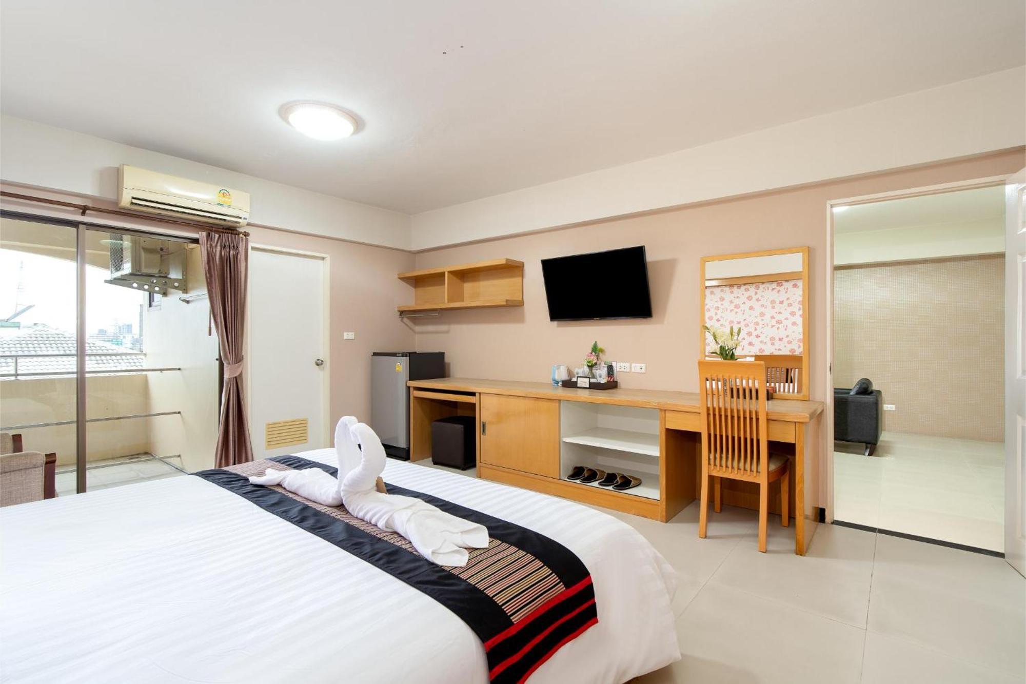 P-Park Hotel Bangkok Ngoại thất bức ảnh