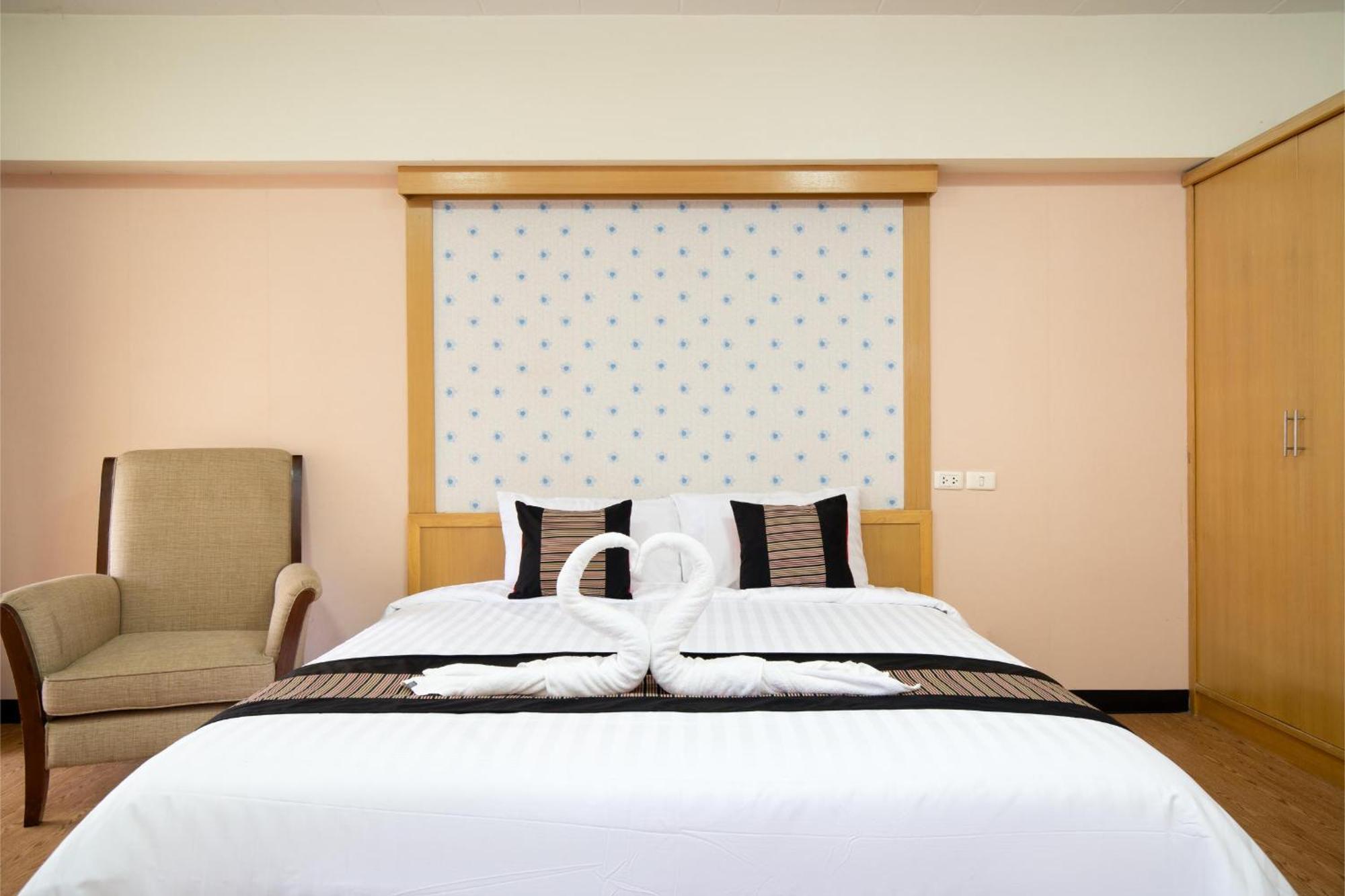 P-Park Hotel Bangkok Ngoại thất bức ảnh