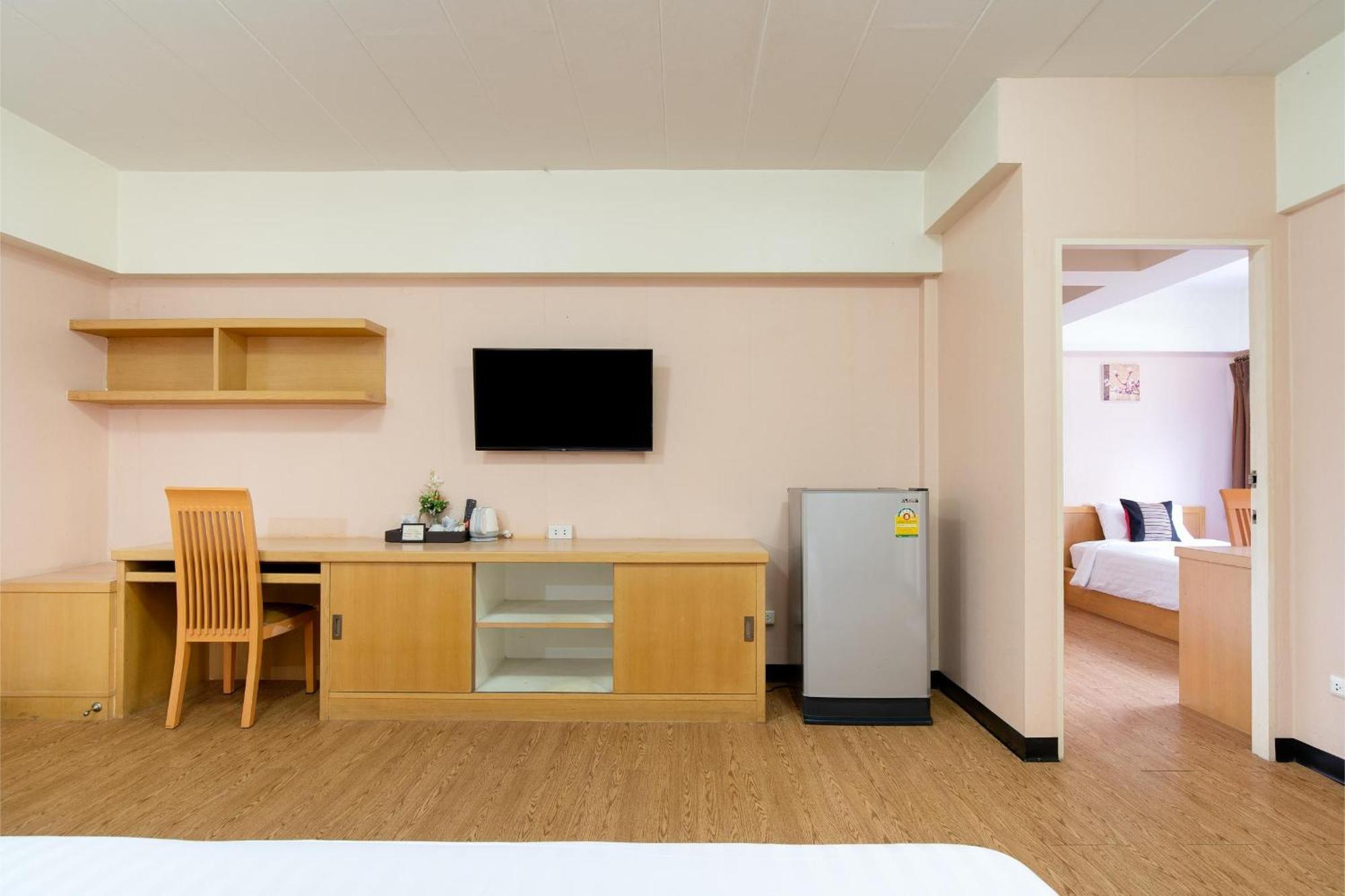 P-Park Hotel Bangkok Ngoại thất bức ảnh