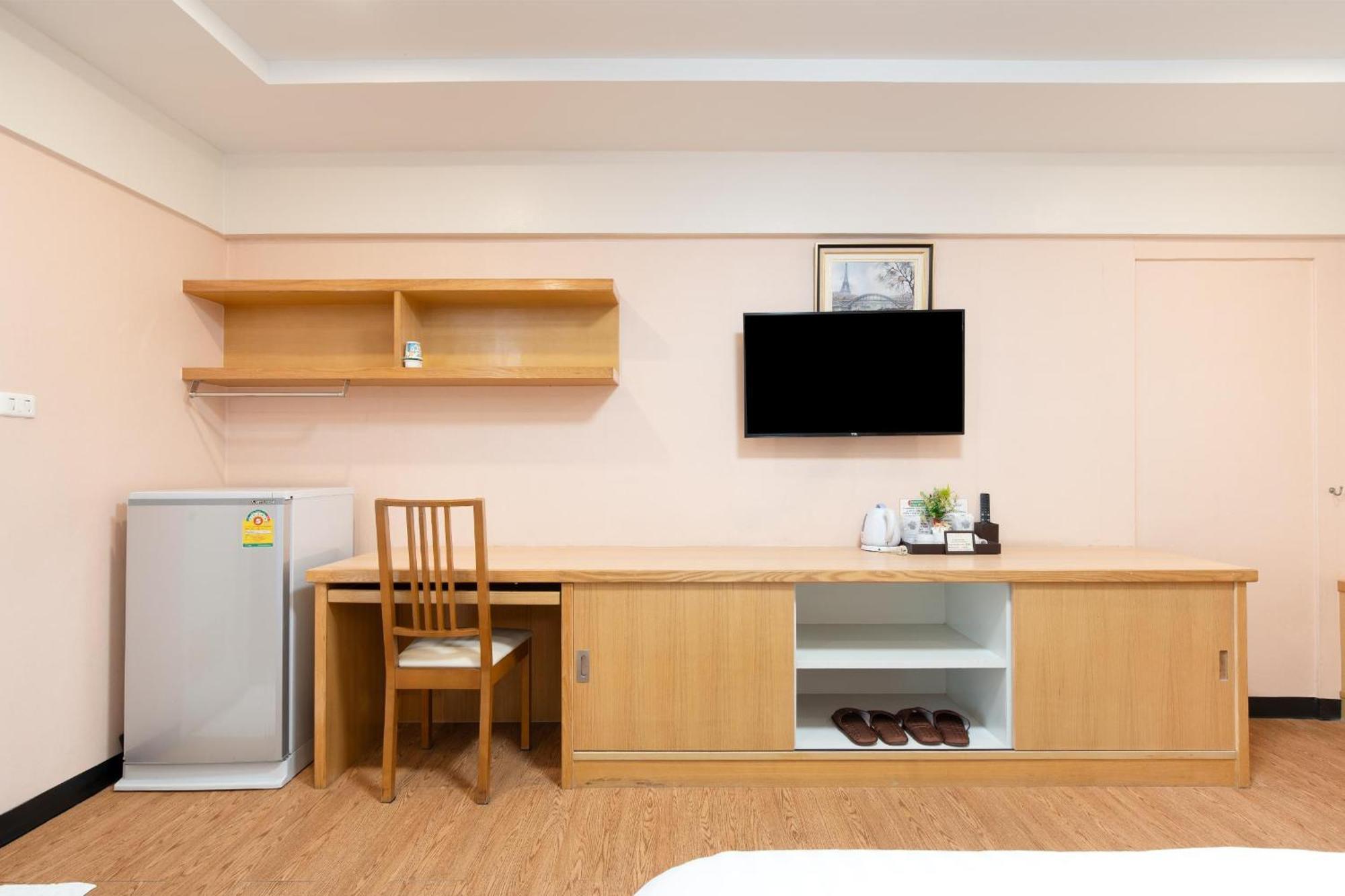 P-Park Hotel Bangkok Ngoại thất bức ảnh