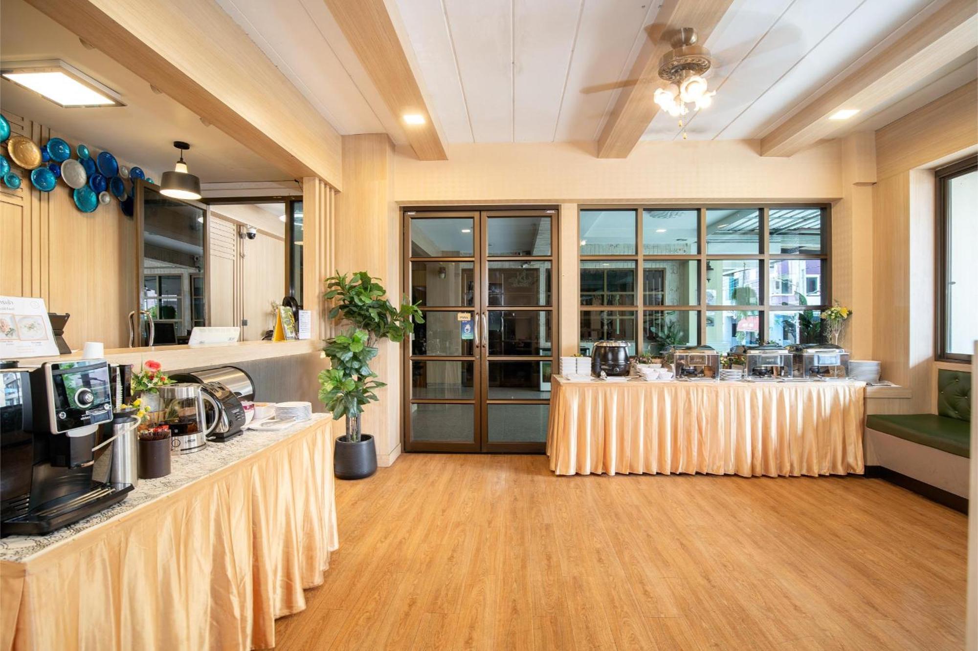 P-Park Hotel Bangkok Ngoại thất bức ảnh