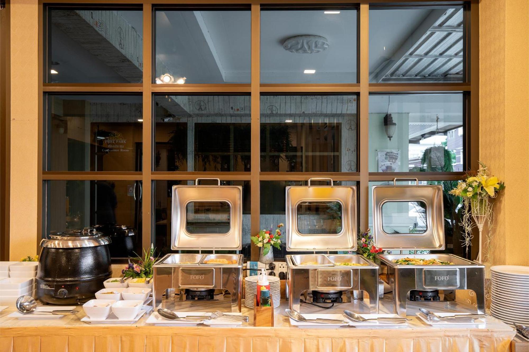 P-Park Hotel Bangkok Ngoại thất bức ảnh