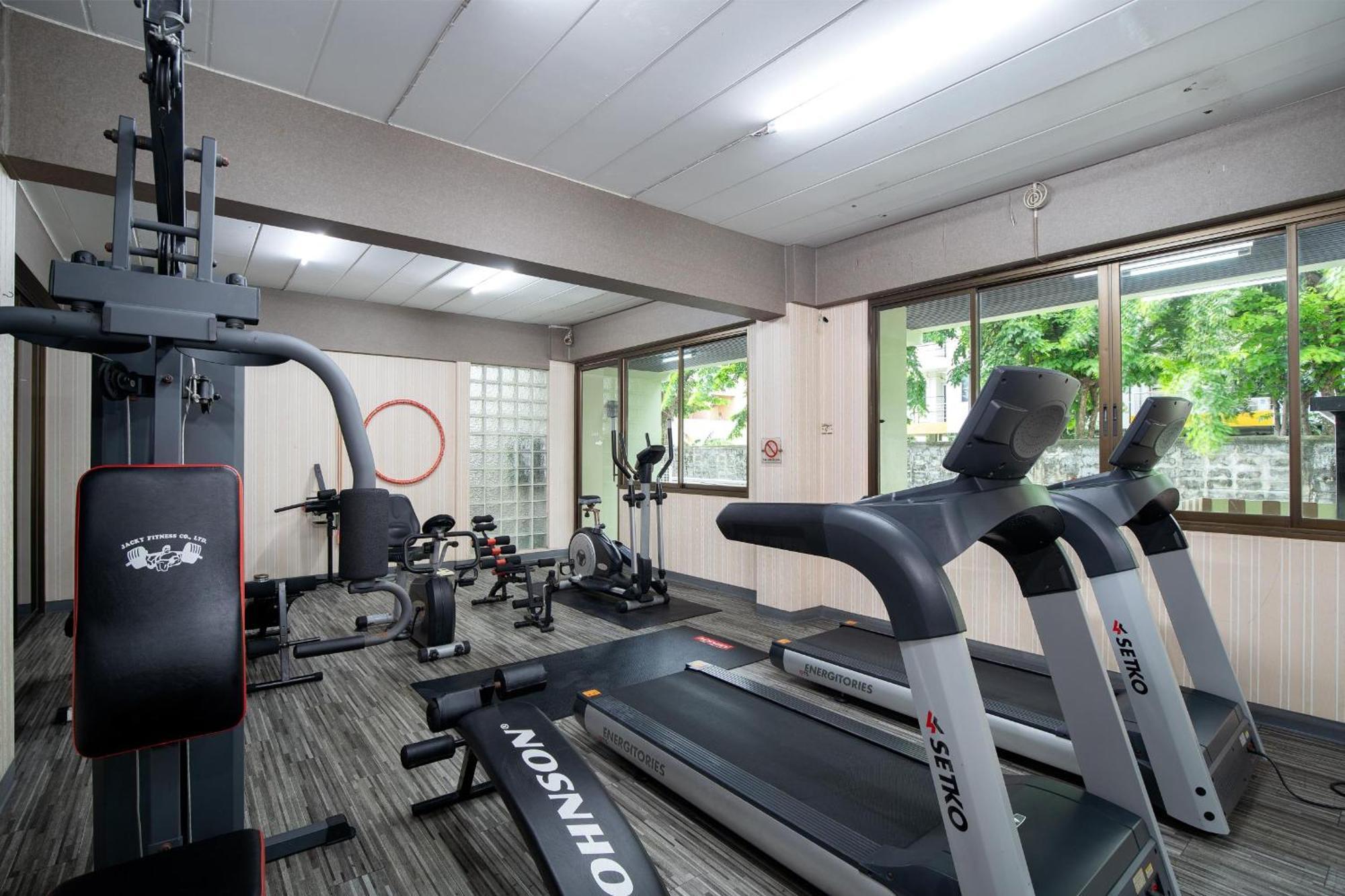 P-Park Hotel Bangkok Ngoại thất bức ảnh
